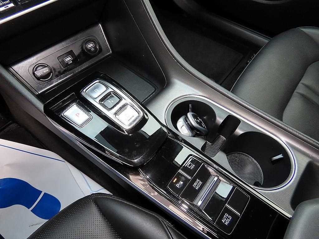 HYUNDAI Sonata - Vista 10