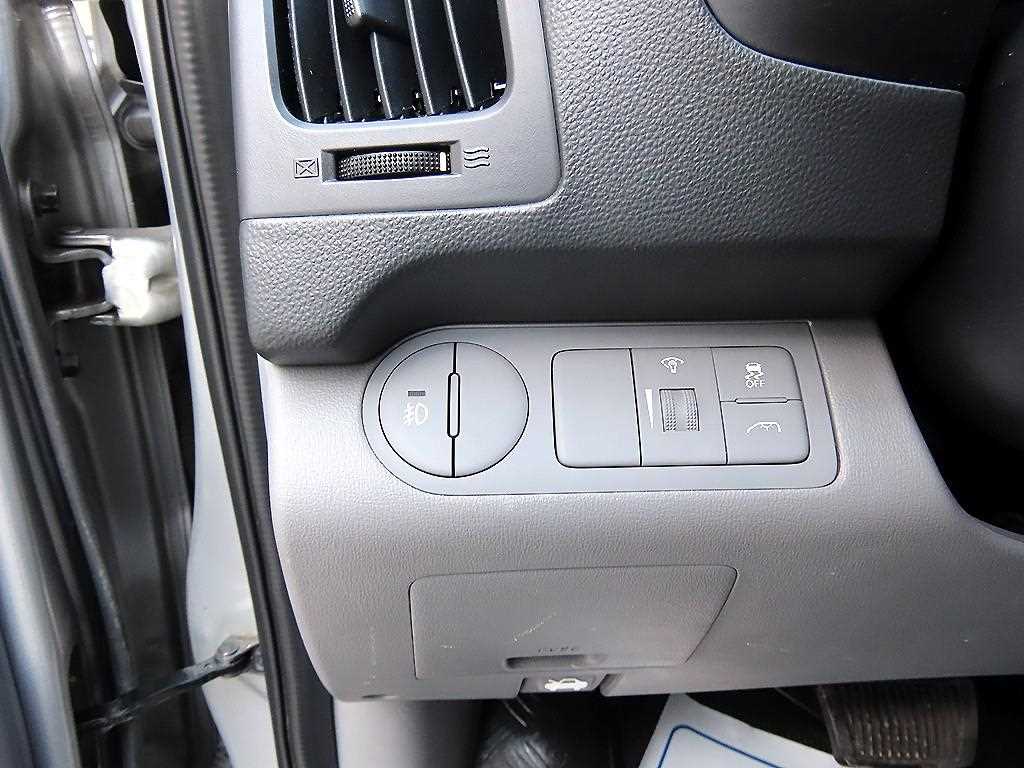 HYUNDAI Starex 2015 Plateado - Importación desde Corea - HF Imports Iquique - Foto 13