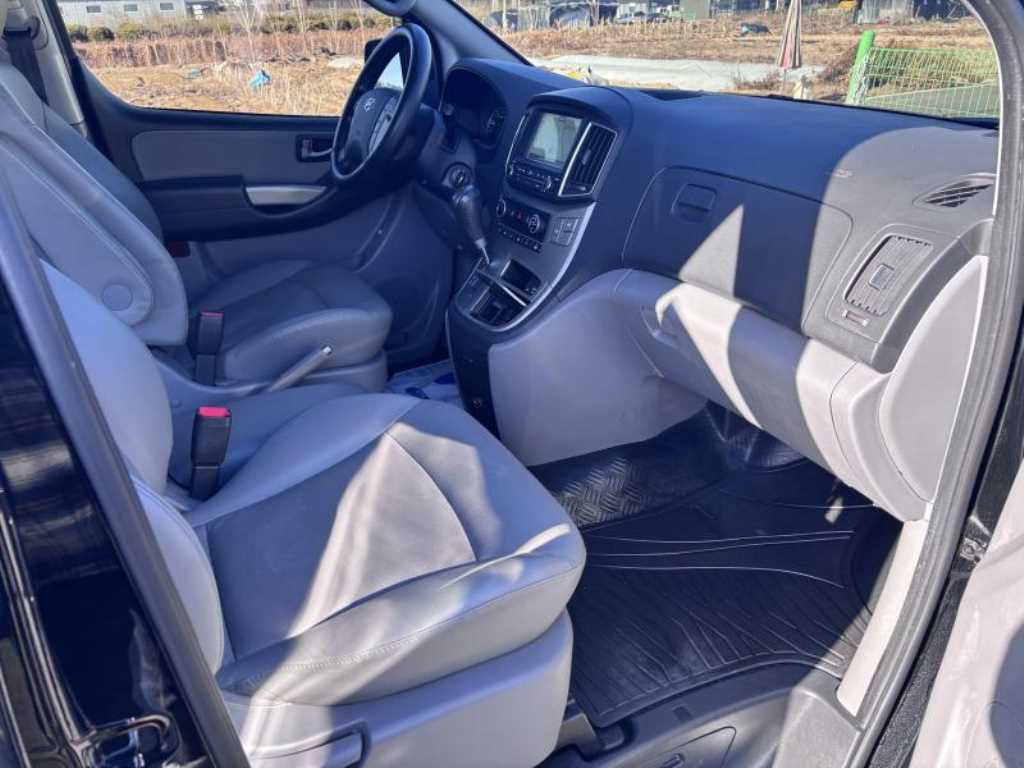 HYUNDAI Starex 2019 - Importación desde Corea - HF Imports Iquique - Foto 18