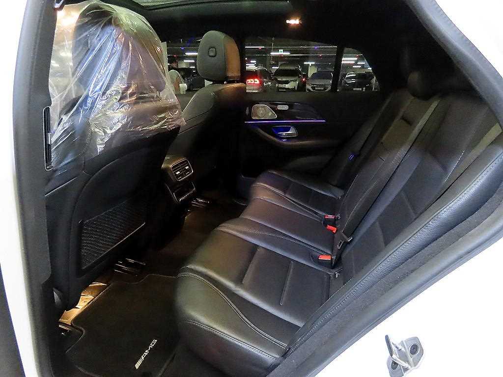 Mercedes Benz GLE Class - Vista 7