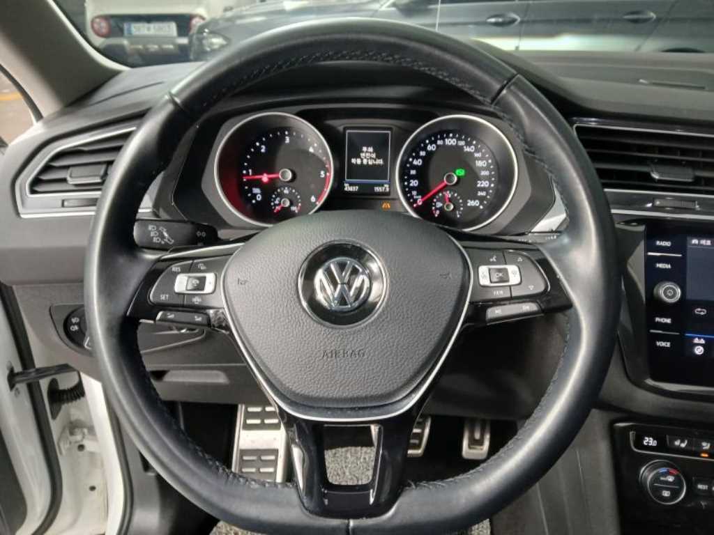Volkswagen Tiguan - Vista 8