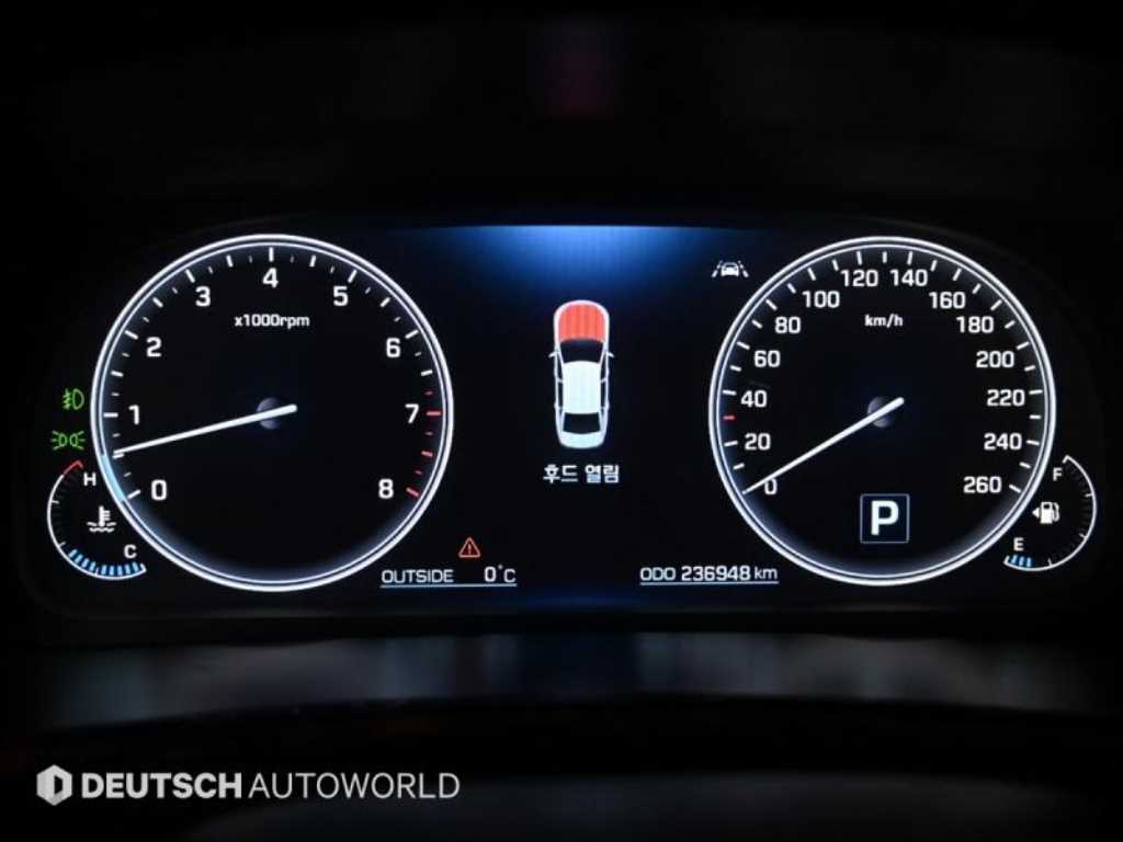 HYUNDAI Equus - Vista 8