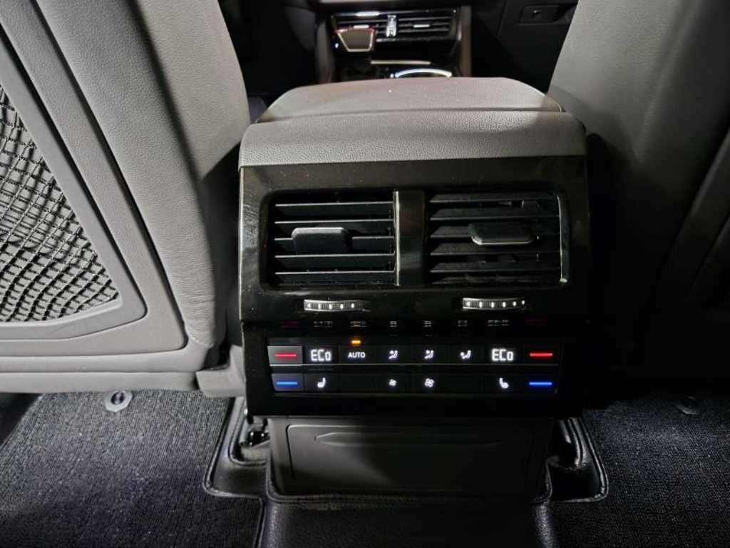 Volkswagen Touareg - Vista 9
