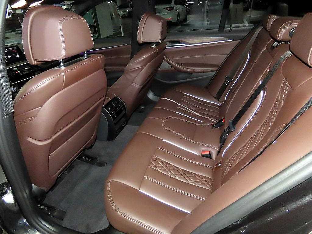 BMW 5 Series - Vista 6