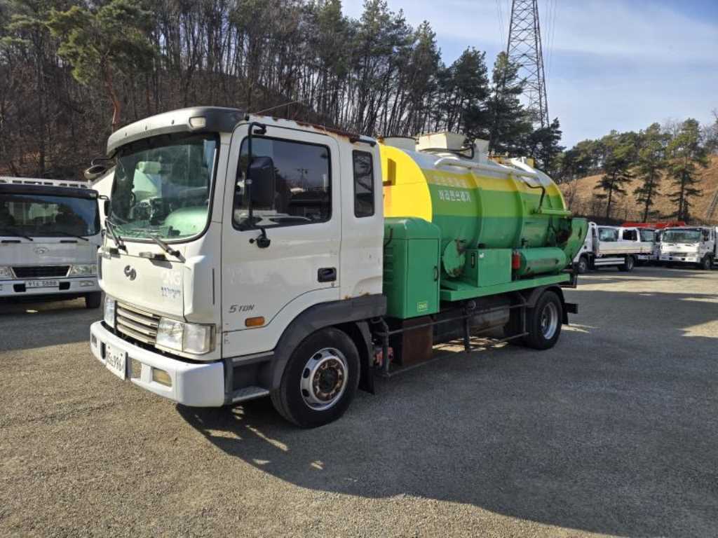 medium and large cargo Special 2014 Blanco - Importación desde Corea - HF Imports Iquique - Foto 1