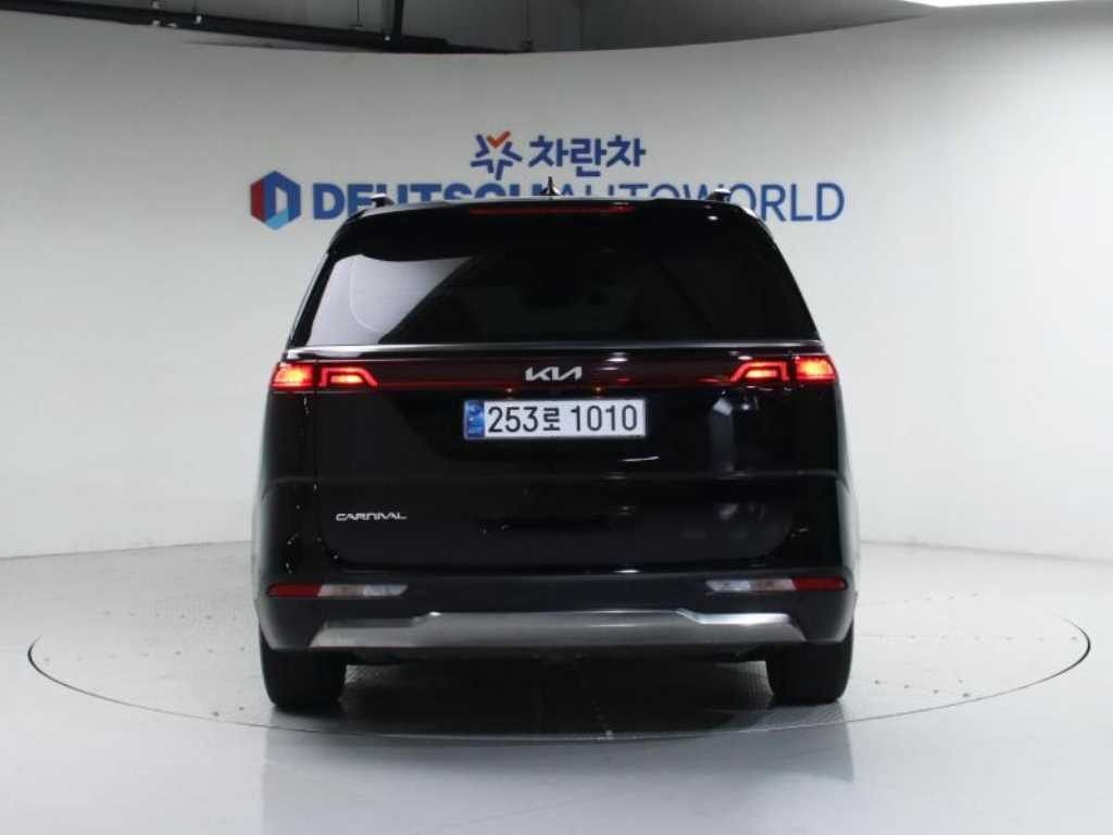 KIA Carnival - Vista 4