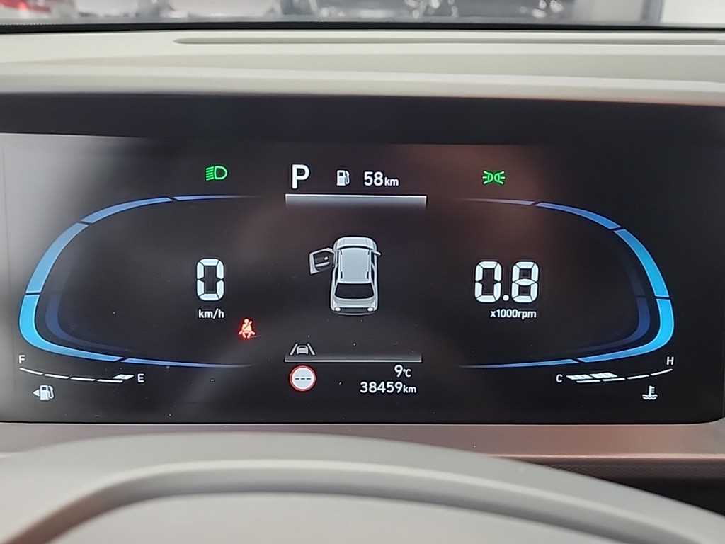 HYUNDAI Casper - Vista 6