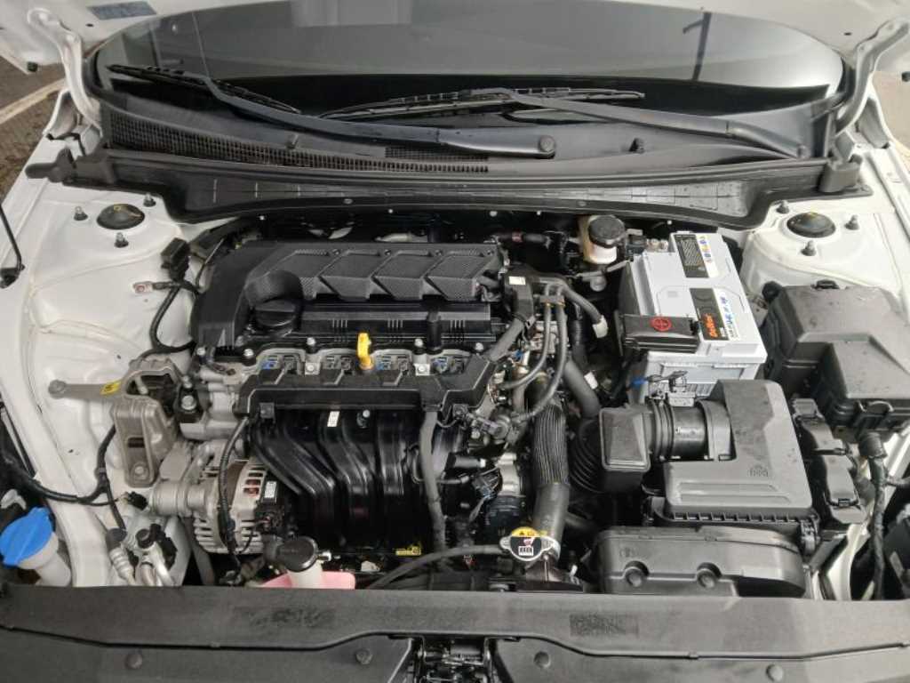 HYUNDAI Avante 2021 Blanco - Importación desde Corea - HF Imports Iquique - Foto 19