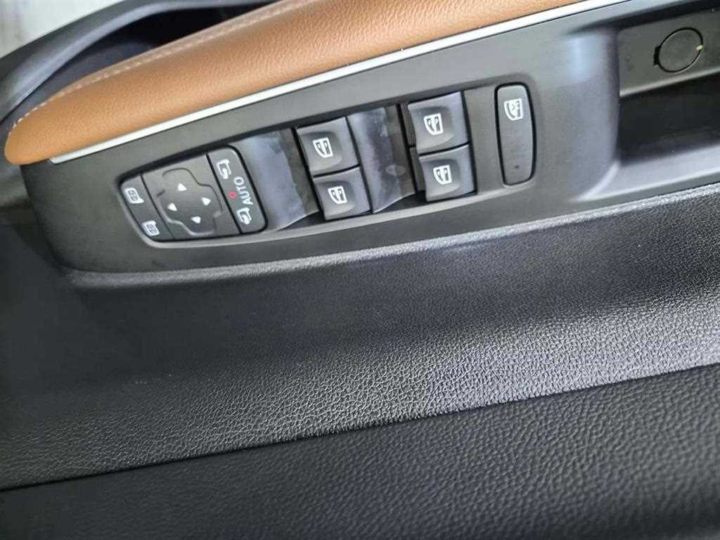 SAMSUNG QM6 - Vista 12