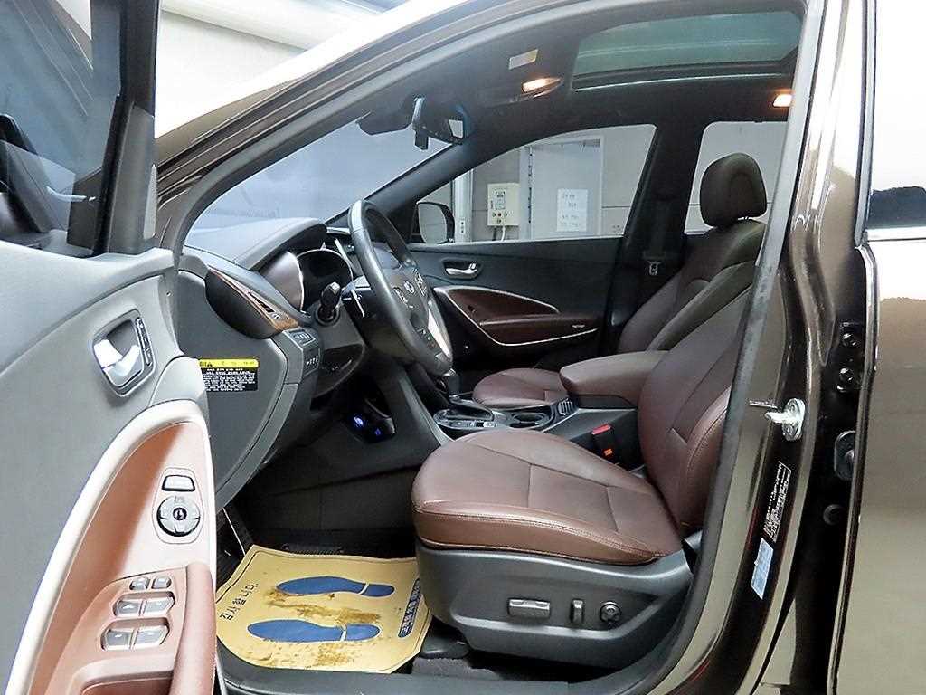 HYUNDAI Santa Fe - Vista 5