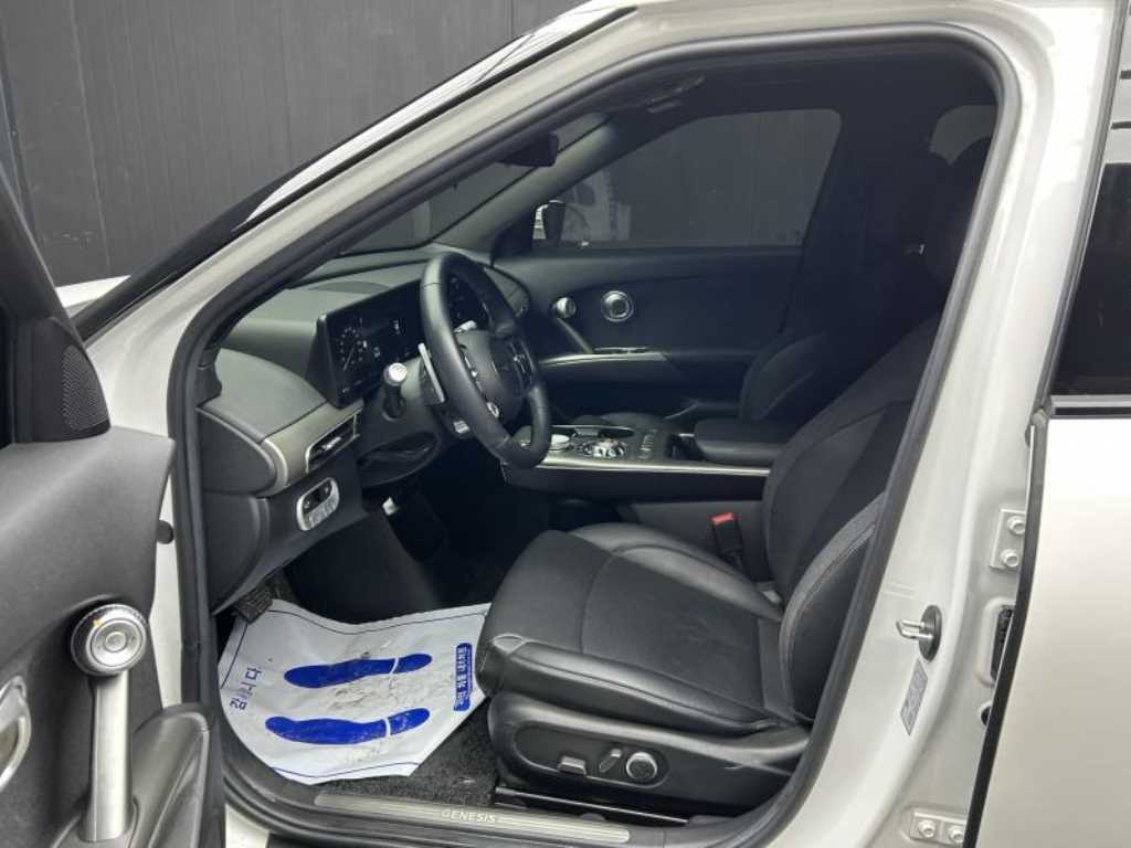 Genesis GV60 - Vista 7