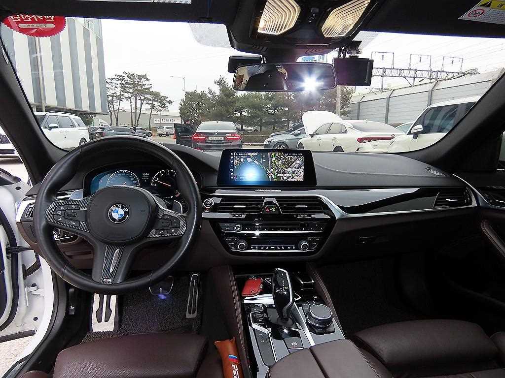 BMW 5 Series - Vista 8