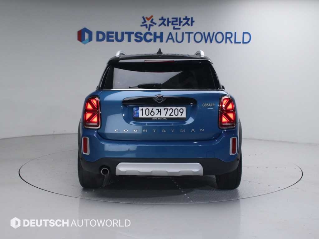 Mini Countryman - Vista 4