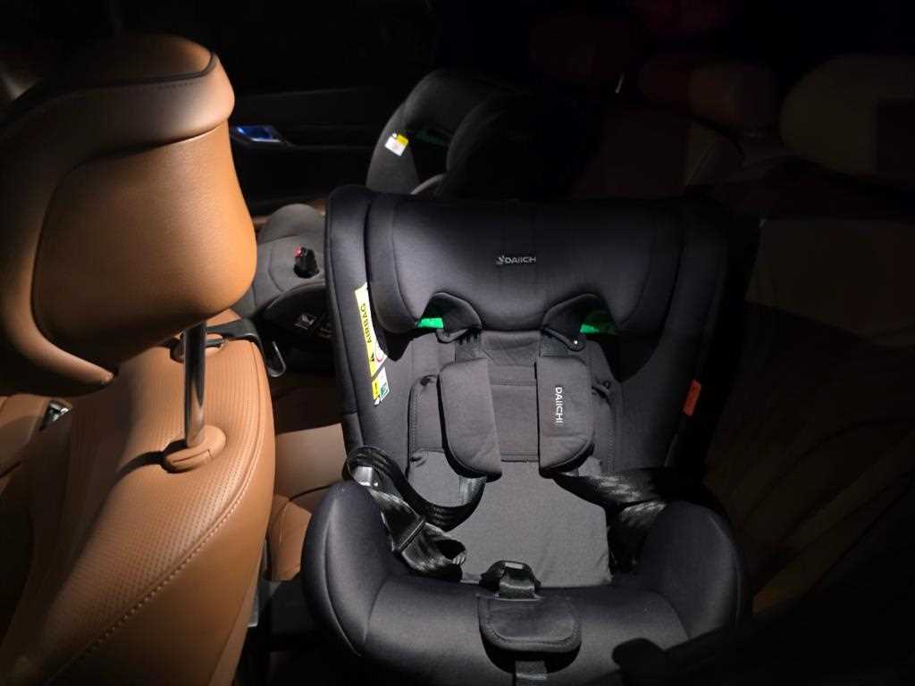 Genesis G80 2023 Blanco - Importación desde Corea - HF Imports Iquique - Foto 16