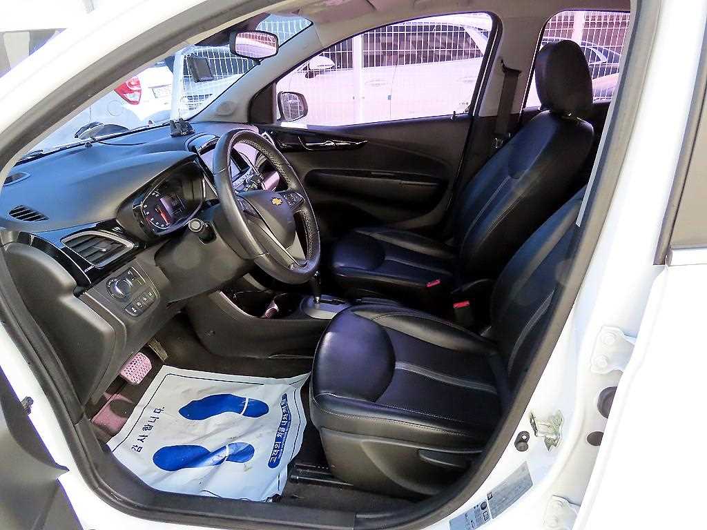 Chevrolet Spark - Vista 5