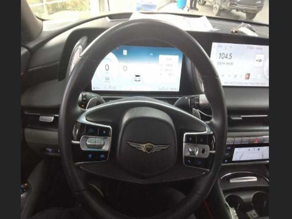 Genesis G90 - Vista 4