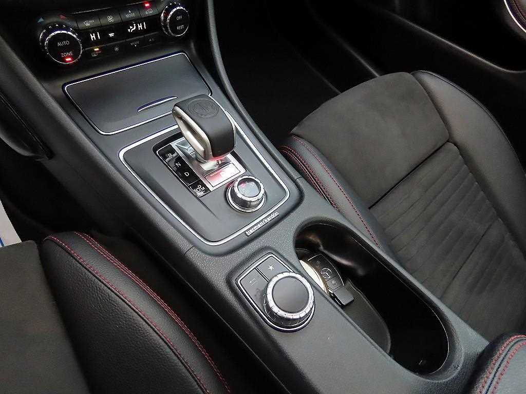 Mercedes Benz A Class - Vista 10