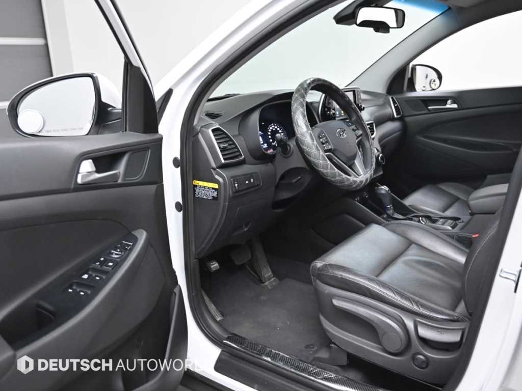 HYUNDAI Tucson - Vista 11