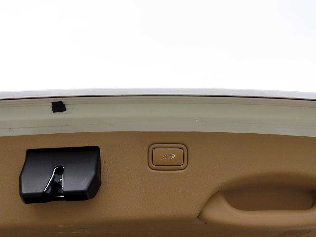 KIA Carnival 2017 Blanco - Importación desde Corea - HF Imports Iquique - Foto 16