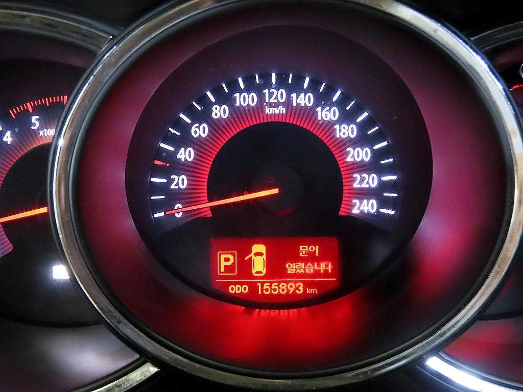 KIA Sorento - Vista 9