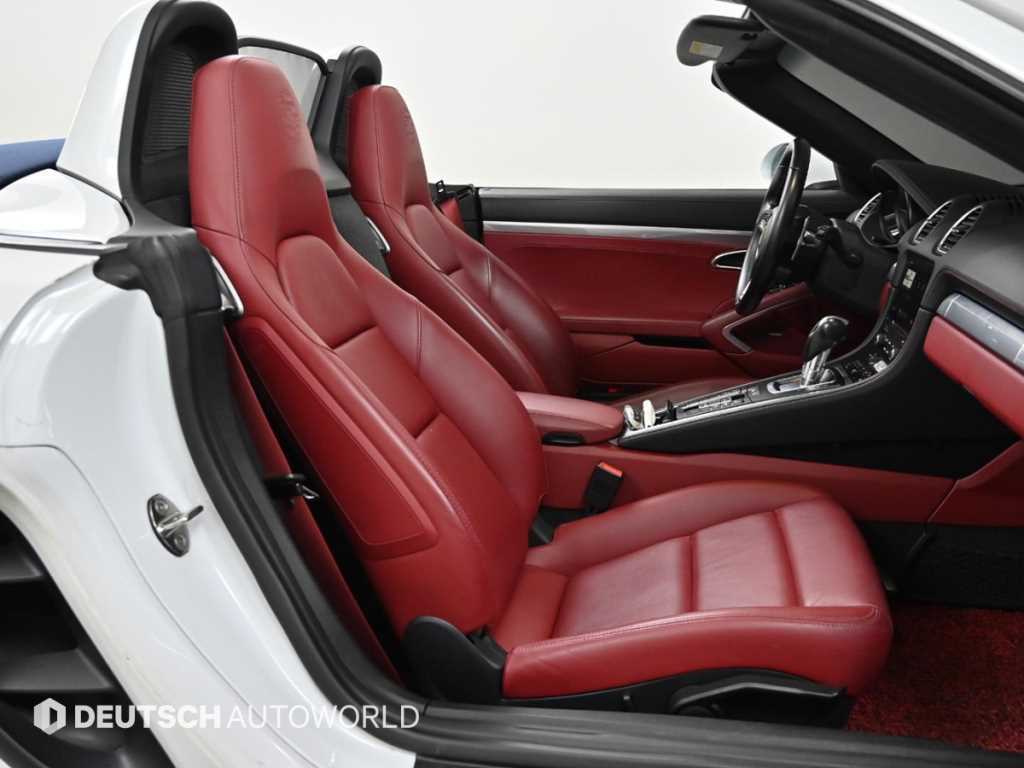 Porsche 718 - Vista 10