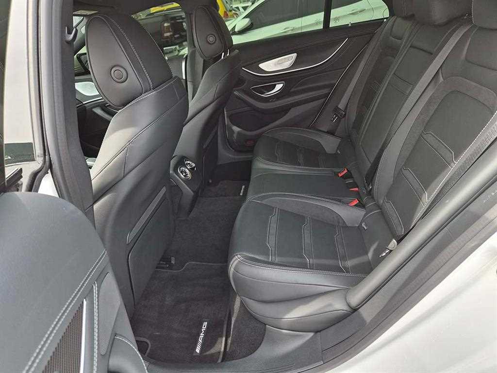 Mercedes Benz AMG GT - Vista 7