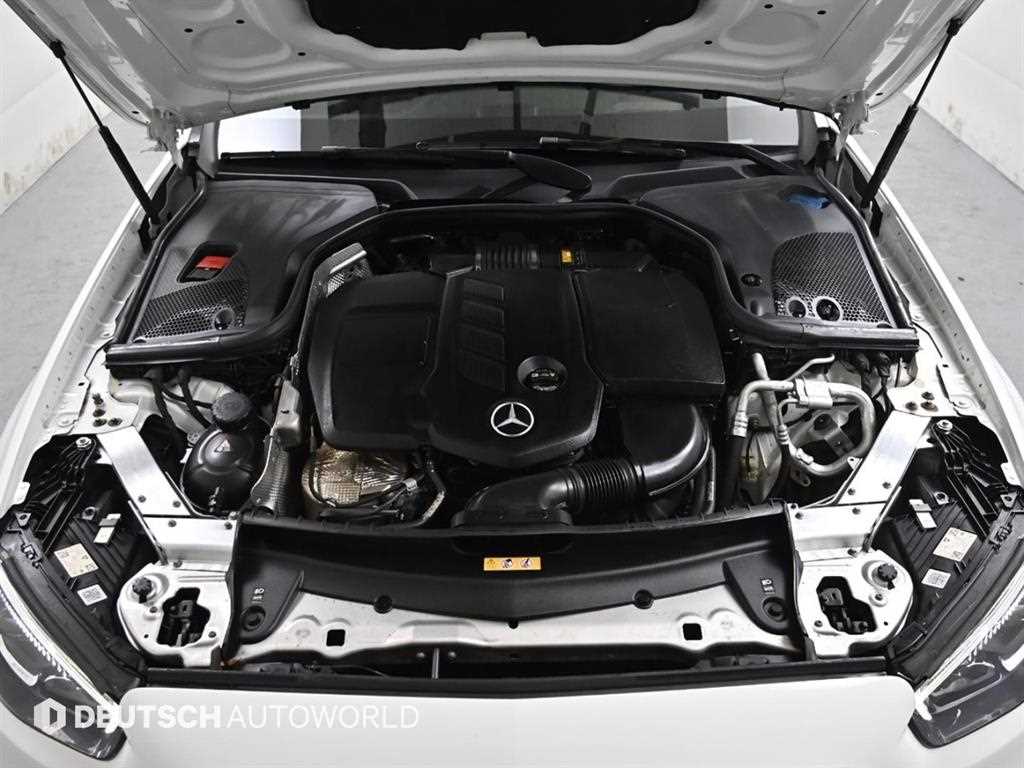 Mercedes Benz E class - Vista 6