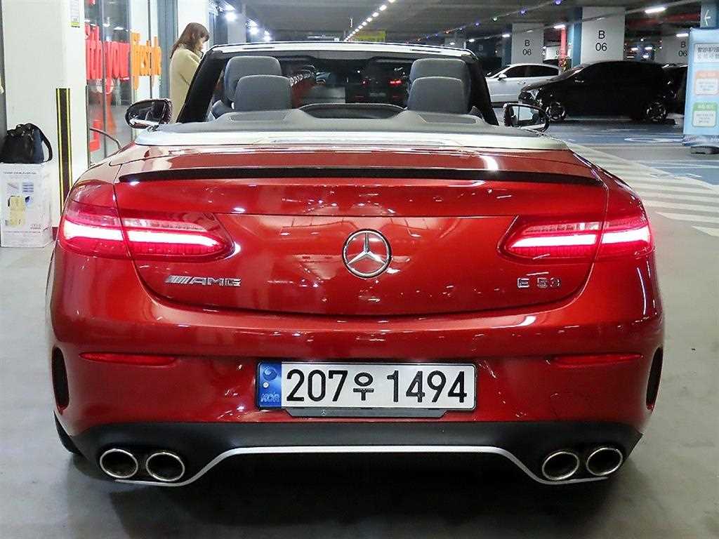 Mercedes Benz E class - Vista 10