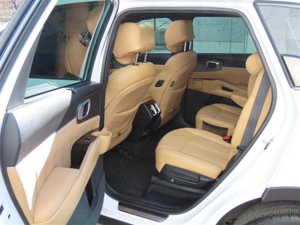 KIA Sorento 2023 Blanco - Importación desde Corea - HF Imports Iquique - Foto 14