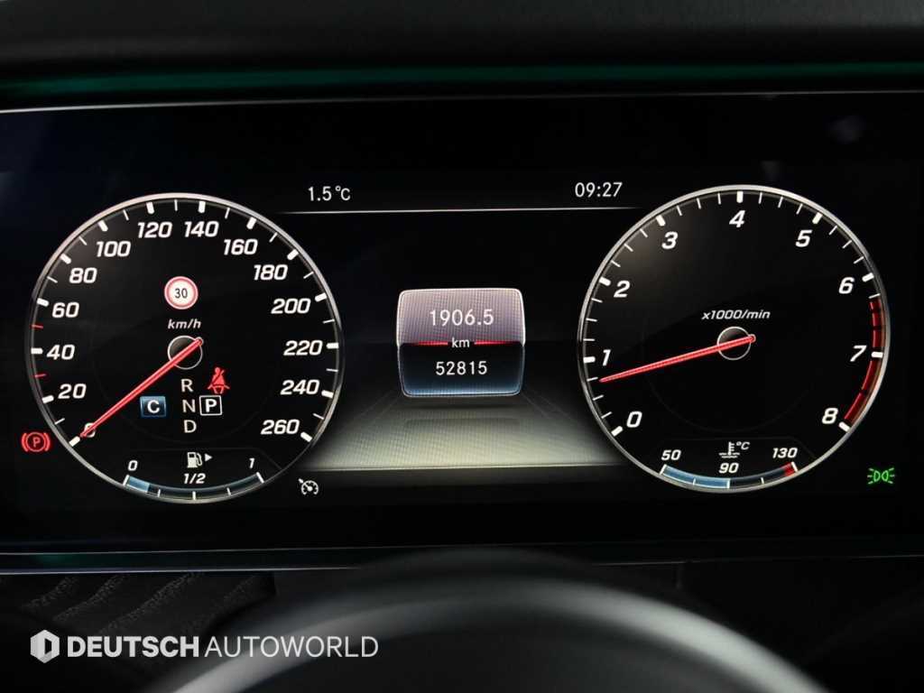 Mercedes Benz E class - Vista 8