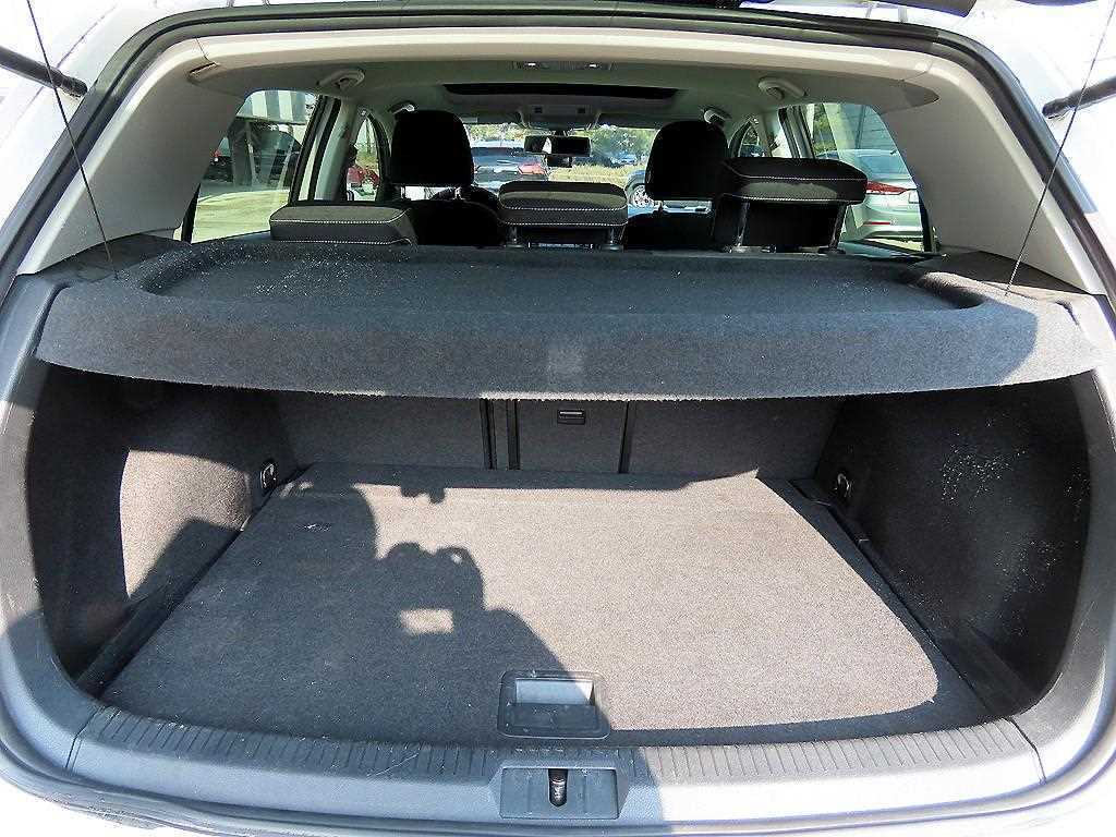 Volkswagen Golf 2016 Blanco - Importación desde Corea - HF Imports Iquique - Foto 18