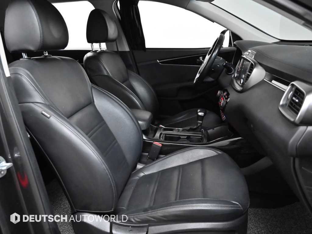 KIA Sorento - Vista 10