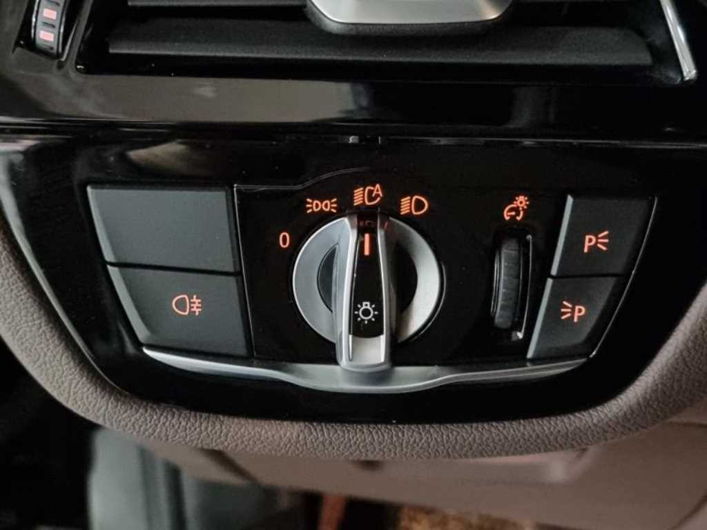 BMW 5 Series 2021 - Importación desde Corea - HF Imports Iquique - Foto 17