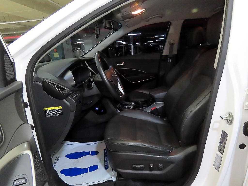 HYUNDAI Santa Fe - Vista 6