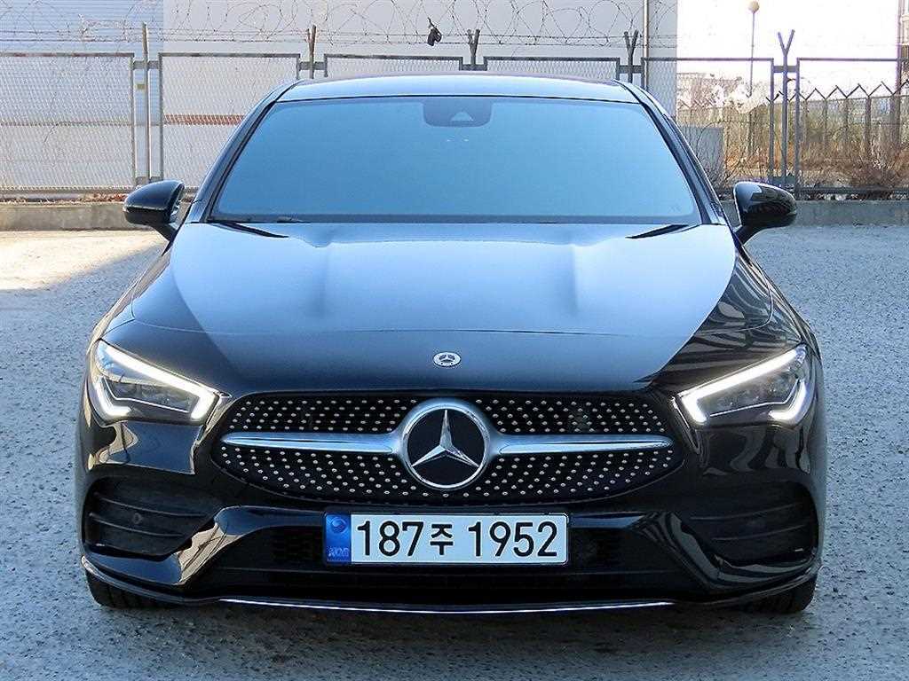 Mercedes Benz CLA Class - Vista 2