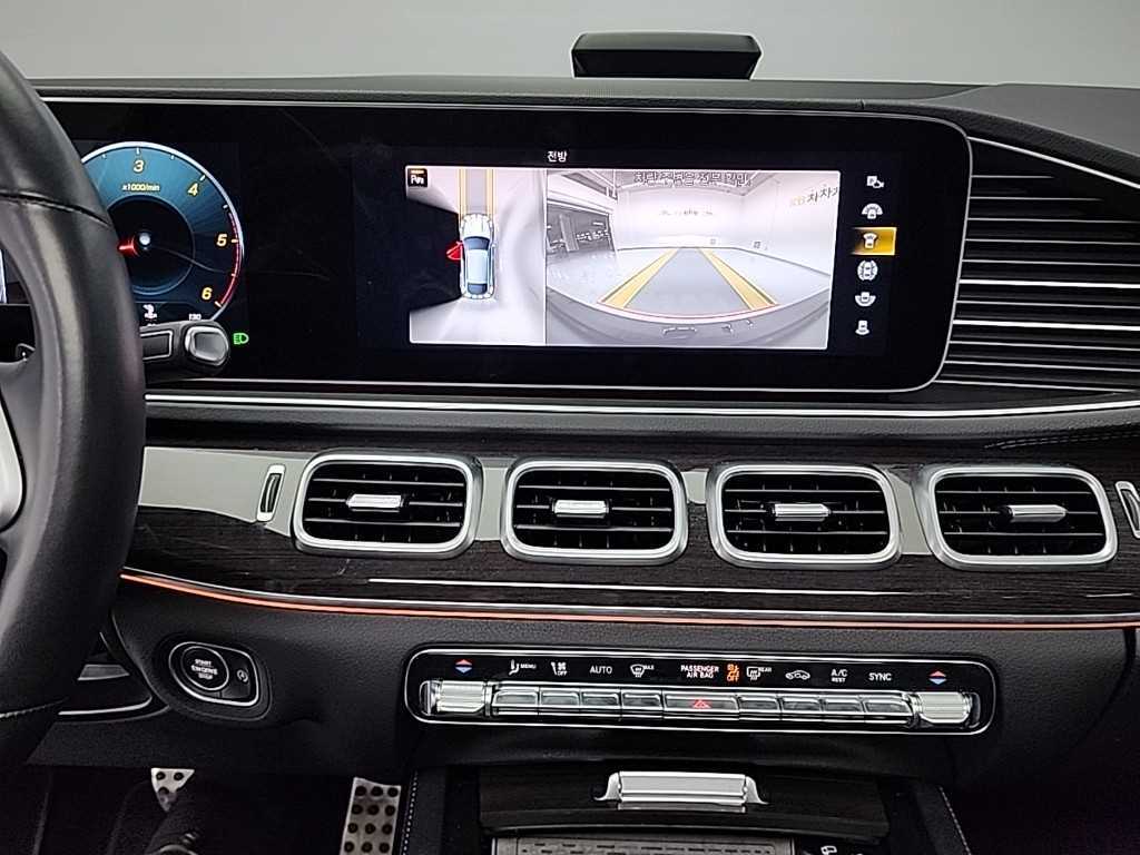 Mercedes Benz GLE Class - Vista 10