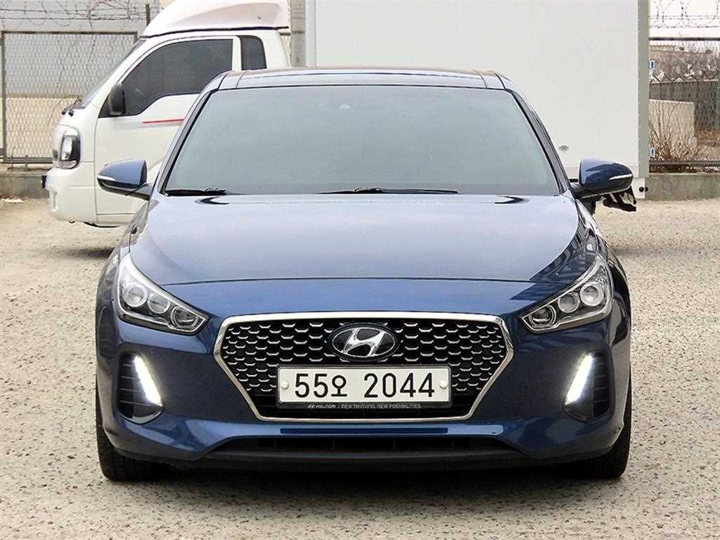 HYUNDAI i30 - Vista 2