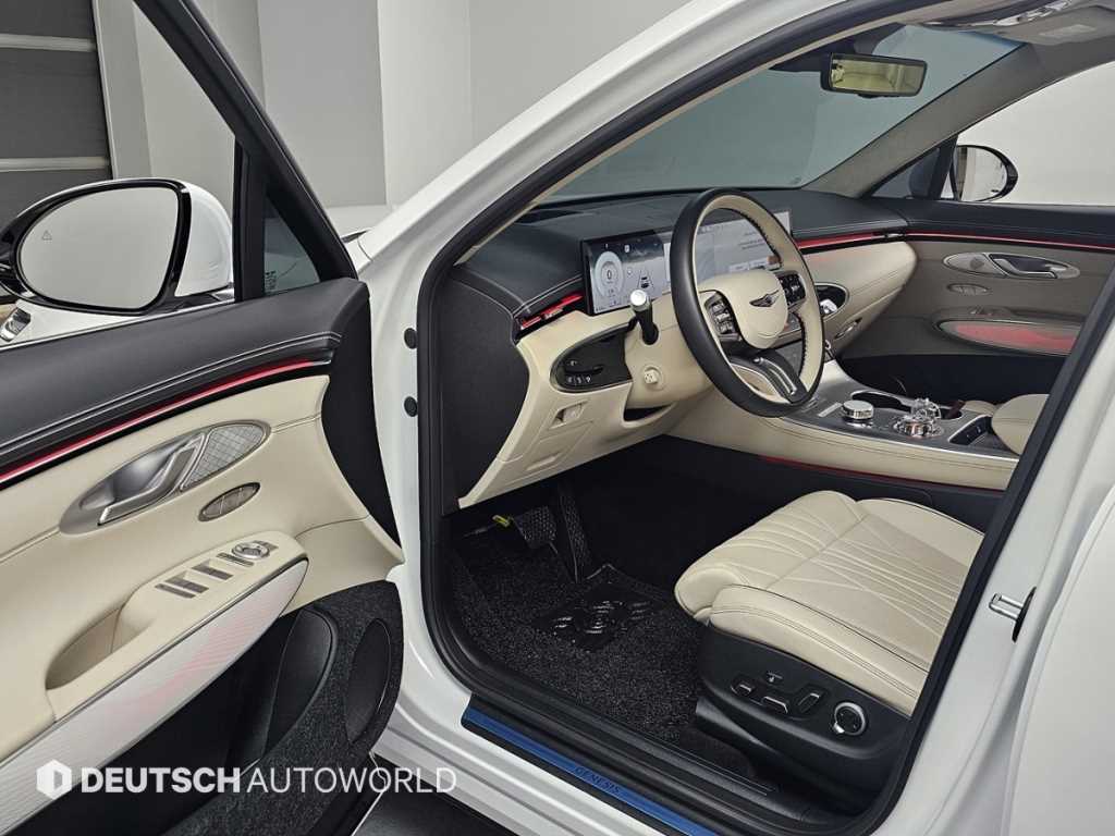 Genesis GV70 - Vista 11