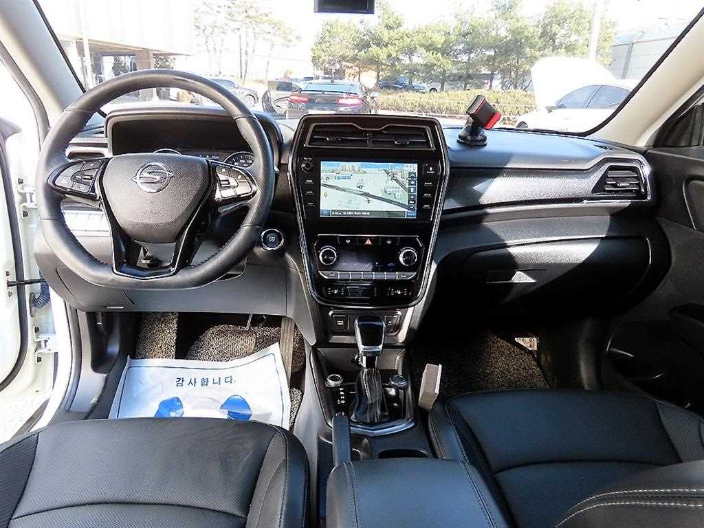 Ssangyong Tivoli - Vista 7