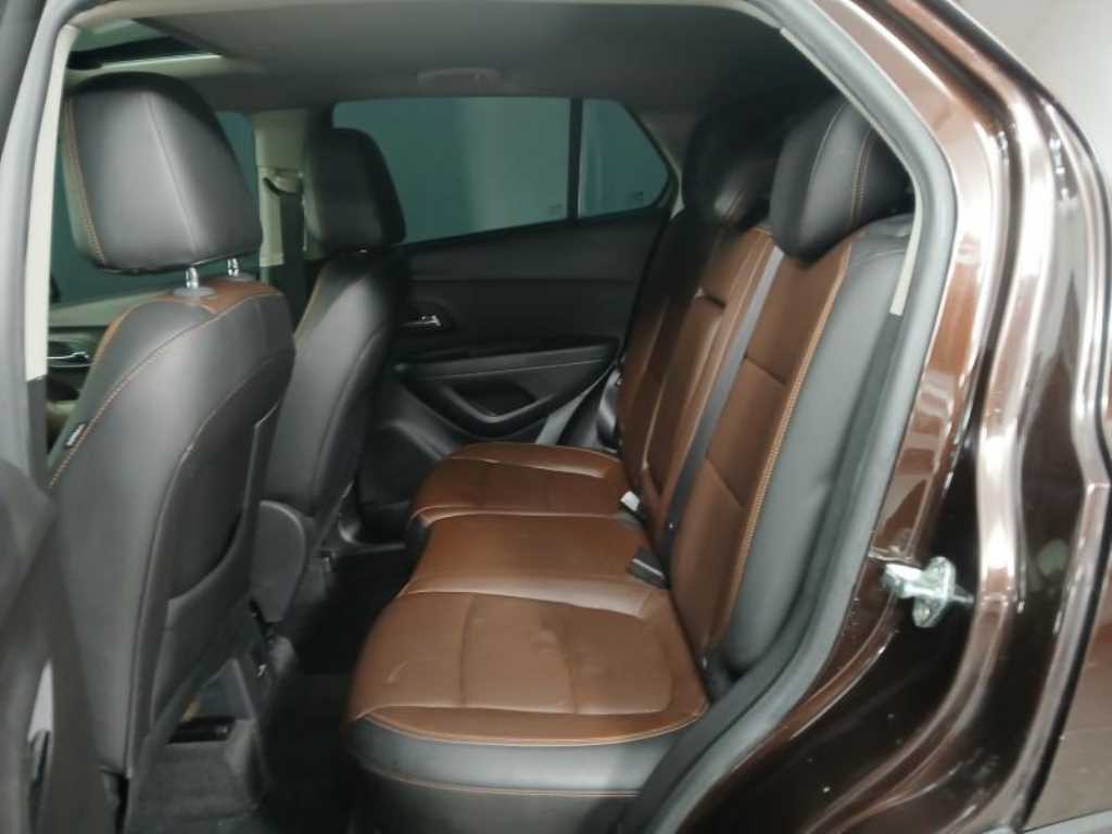 Chevrolet Trax - Vista 7