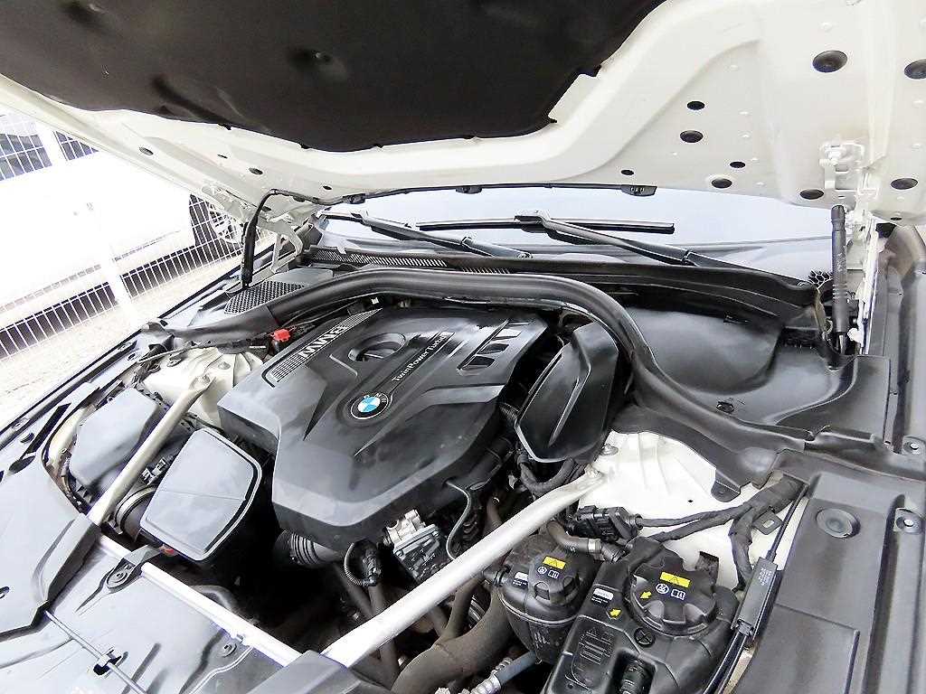 BMW 5 Series 2019 Blanco - Importación desde Corea - HF Imports Iquique - Foto 19