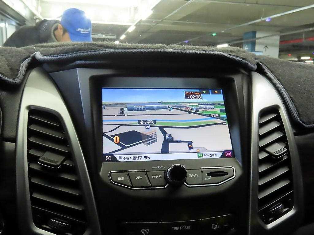 Ssangyong Korando 2014 Blanco - Importación desde Corea - HF Imports Iquique - Foto 13