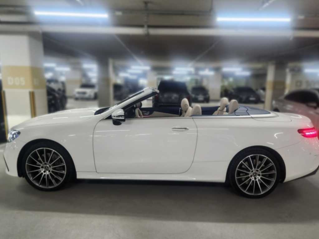 Mercedes Benz E class - Vista 4