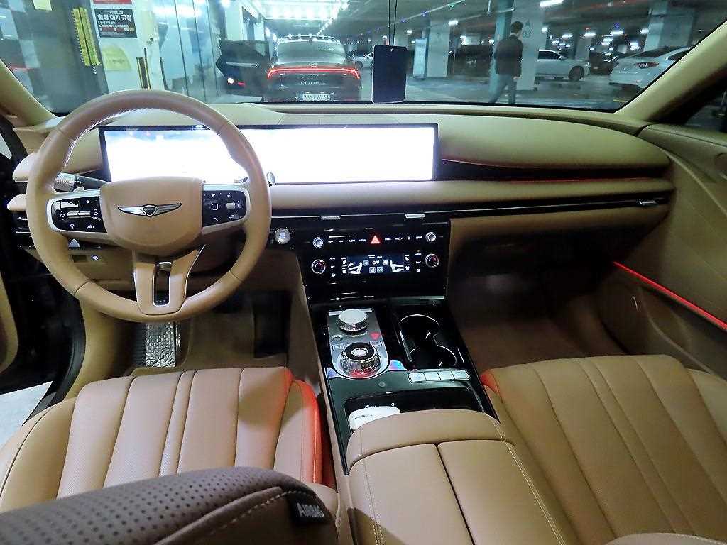 Genesis G80 - Vista 10