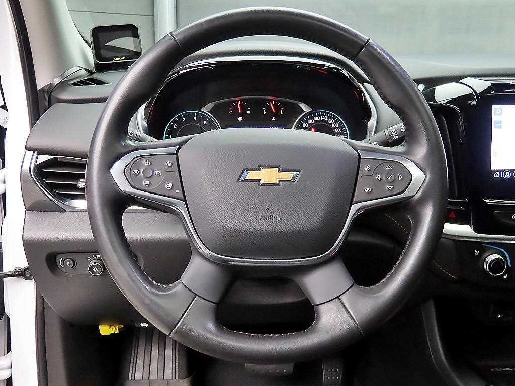 Chevrolet Travers - Vista 9