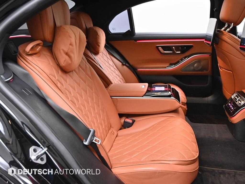 Mercedes Benz S Class - Vista 12