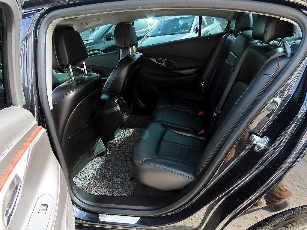 DAEWOO Alpheon - Vista 6