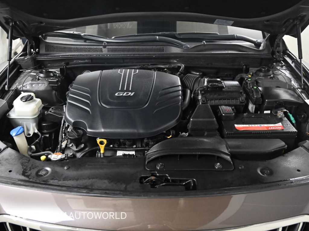 HYUNDAI Aslan - Vista 6