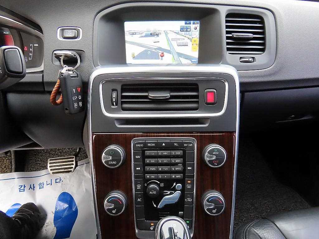 Volvo S60 2014 Rojo - Importación desde Corea - HF Imports Iquique - Foto 13