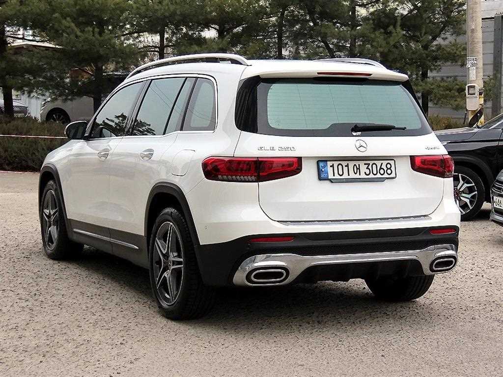 Mercedes Benz GLB Class - Vista 3